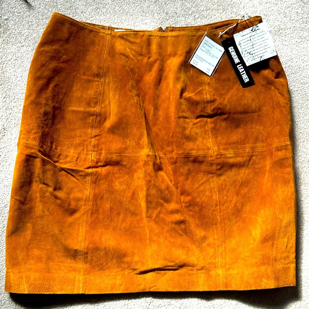 ADRIAN JORDAN:  TAN GENUINE LEATHER SKIRT  WOMANS size 22W NWT